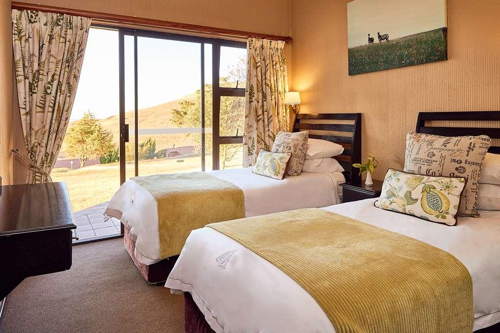 Hotel First Group Qwantani Harrismith Habitación foto